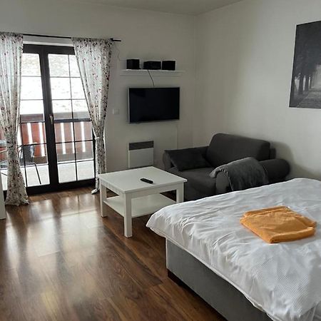 Apartman Viktoria 5 Ruzomberok Ngoại thất bức ảnh